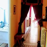 La Maison Des Poetes